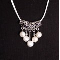 Колье-кулон из жемчуга БЕЛОГО, на ажурном коннекторе, шарики 7-9мм