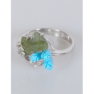 C830 Кольцо с бирюзой (имитация) и нефритом "3 розы 2 листа сердечко" р-р 17