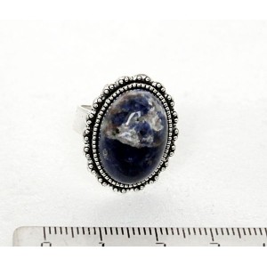 Кольцо с содалитом, овал 18x13, литая оправа, безразмерное