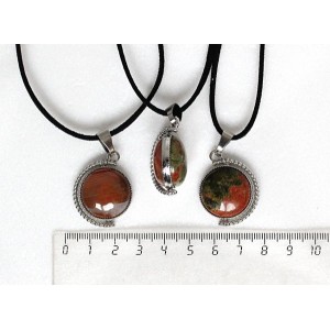 Кулон из сердолика полосатого и унакита, круг 20мм, оправа "глобус", двусторонний