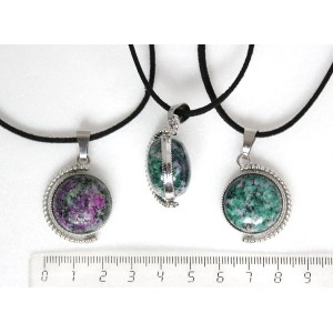 Кулон из цоизита, круг 20мм, оправа "глобус", двусторонний