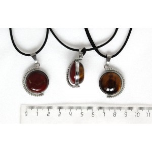 Кулон из яшмы красной и тигрового глаза, круг 20мм, оправа "глобус", двусторонний