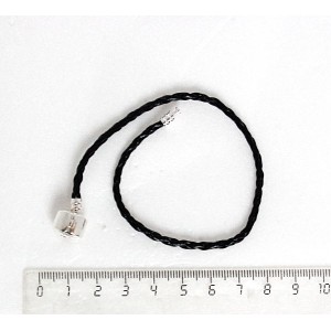 Браслет плетеный 23 см черный