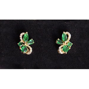 Серьги из циркона зеленого "мотылек"