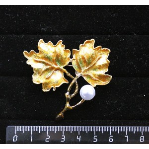 Брошь "листья кленовые", цвет желтый + золотистый