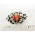 Брошь из кошачьего глаза (синт.) "филигрань", цвет оранжевый