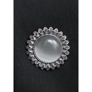 Брошь из кошачьего глаза (синт.) "подсолнух", цвет серебристый