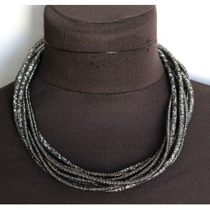 Колье из хрусталя в юв. сетке и шнура, 9 нитей, цвет черный