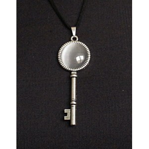 Кулон из кошачьего глаза (синт.) "ключик", круг 20мм, цвет серебристый