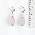 Cерьги из розового кварца, камень 20х15мм, крупная огранка, шарик 6мм и шапочки