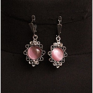 Серьги из кошачьего глаза (синт.) "два цветка", круг 12мм, цвет розовый, швензы посеребрение