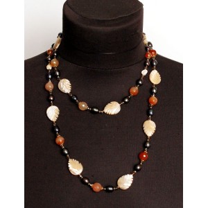 Бусы длинные из перламутра, сердолика и жемчуга черного
