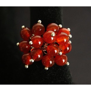 Кольцо с сердоликом "гроздь" безразмерное