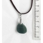 Кулон из кварца зеленого, галтовка 15-25мм
