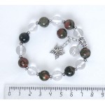 Браслет из горного хрусталя и унакита, шарик 10мм, с подвеской