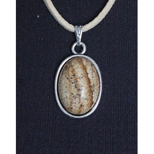 Кулон из яшмы песочной, простой овал 18х13мм