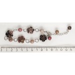 Браслет из родонита, цветы+шарик, на колечках