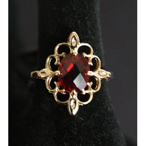Кольцо с гранатом "Констанция"