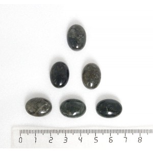 Кварц-волосатик темный, зеленые волосы, кабошон овал 18х13мм