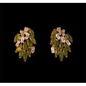 Cерьги из нефрита "гроздь"