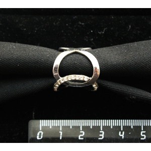 Муфта для платка со стразами "цепь", цвет серебристый