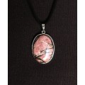Кулон из родонита, овал 30х22мм
