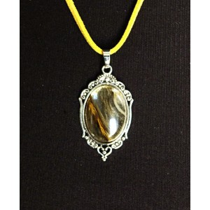 Кулон из халцедона полосатого, овал 25х18мм, оправа "медальон"