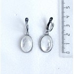 Серьги из горного хрусталя (не полностью прозрачный), простой овал 18х13мм швензы посеребрение