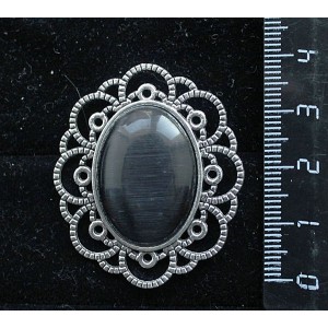 Брошь из кошачьего глаза (синт.), овал 25х18мм, цвет черный, "ромашка"