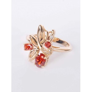 Кольцо с гранатом "лесная мелодия"