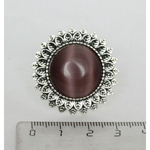 Кольцо с кошачьим глазом (синт.), цвет розово-сиреневый, круг 20мм, "подсолнух", безразмерное