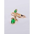 Кольцо с зеленым фианитом "тюльпан"