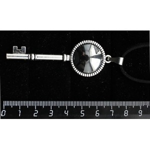 Кулон из гематита "ключик", круг 20мм