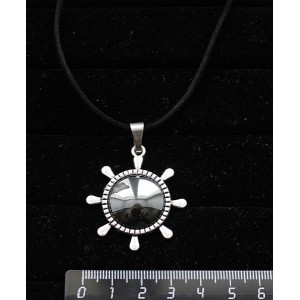 Кулон из гематита "штурвал", круг 20мм