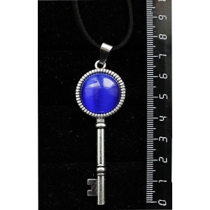 Кулон из кошачьего глаза (синт.), цвет синий индиго, "ключик", круг 20мм