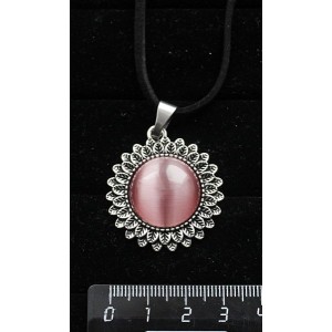 Кулон из кошачьего глаза (синт.), цвет розово-сиреневый, "подсолнух", круг 20мм