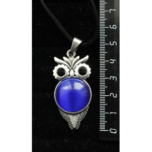 Кулон из кошачьего глаза (синт.), цвет синий индиго, "сова", круг 20мм
