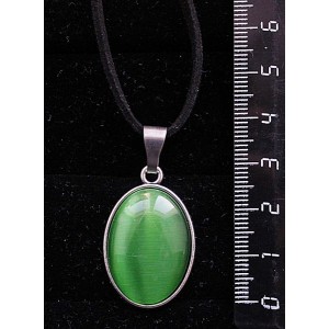 Кулон из кошачьего глаза (синт.), цвет зеленый травяной, простой овал 25х18мм