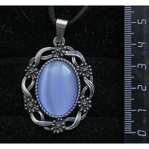 Кулон из кошачьего глаза (синт.), овал 25х18мм, цвет синий лавандовый, оправа "торжество"