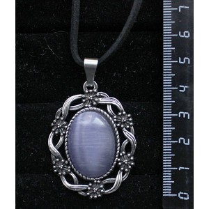 Кулон из кошачьего глаза (синт.), овал 25х18мм, цвет фиолетовый, оправа "торжество"