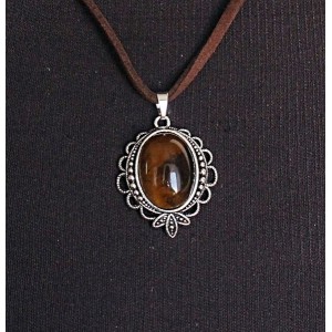 Кулон из тигрового глаза, овал 18х13мм ГЛАДКИЙ, оправа "трилистник"