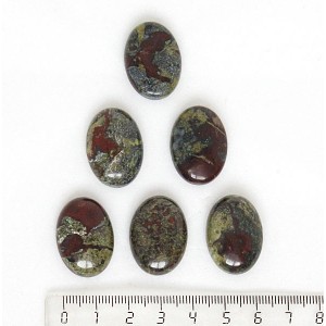 Яшма гелиотроп, кабошон овал 25х18мм