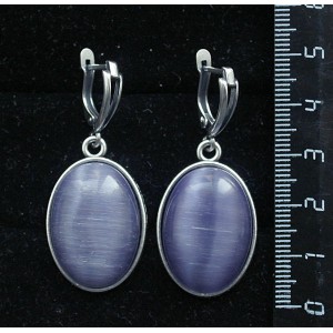 Серьги из кошачьего глаза (синт.), цвет фиолетовый, простой овал 25х18мм, швензы посеребрение