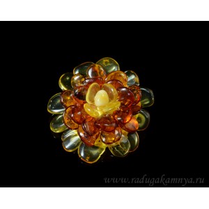 Заколка с янтарём цветок 40*53мм лимонный, коньячный. Заколка с янтарём цветок 40*53мм лимонный, коньячный.