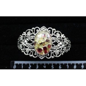 Браслет из хризолита и граната (кабошон-мозаика), овал 25х18мм, жесткая основа, цвет ант.серебро