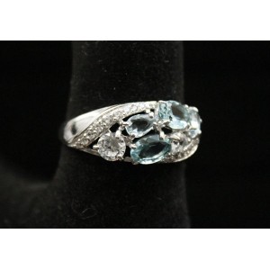 C925 Кольцо с родиевым покрытием и аквамарином (искусств.), 2,4гр