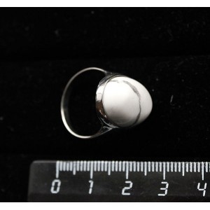 Кольцо с каулитом овал 18х13мм, литая оправа, родирование