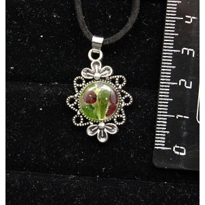 Кулон из хромдиопсида и граната (кабошон-мозаика) "два цветка", круг 12мм