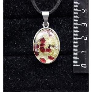Кулон из хризолита и граната (кабошон-мозаика), простой овал 25х18мм
