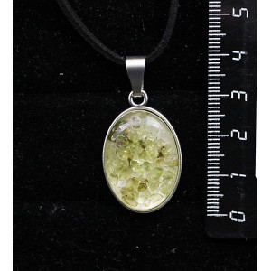 Кулон из хризолита (кабошон-мозаика), простой овал 25х18мм